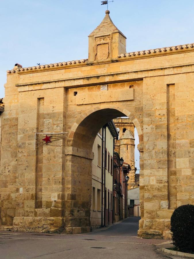 Apartamentos Ribera Del Duero Las Escuelas Vadocondes Zewnętrze zdjęcie