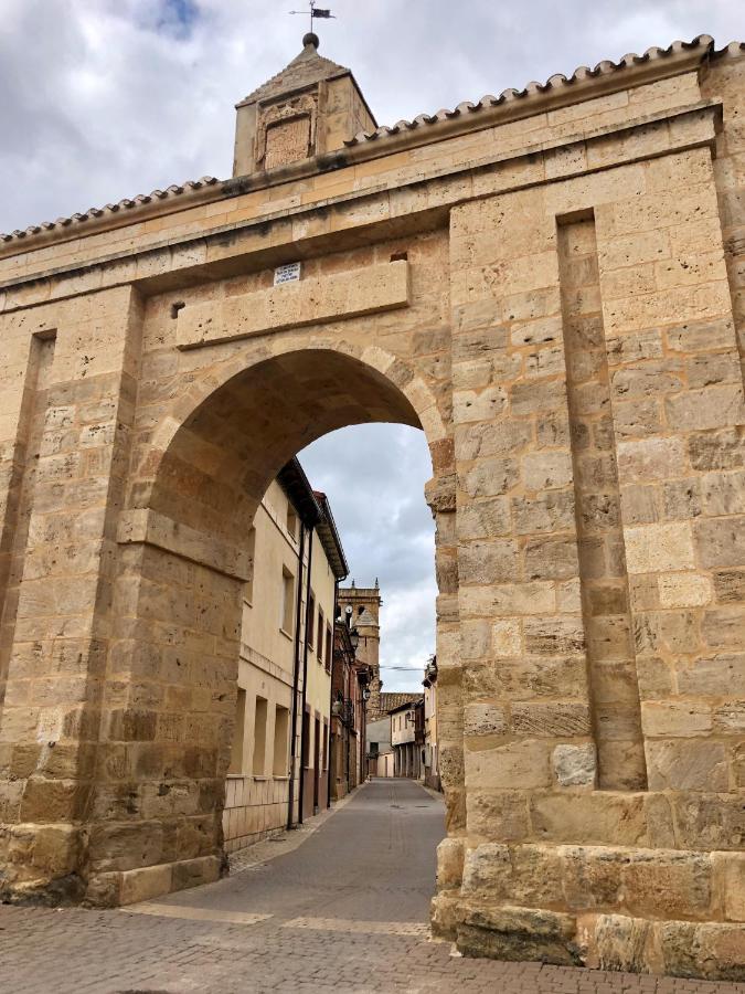 Apartamentos Ribera Del Duero Las Escuelas Vadocondes Zewnętrze zdjęcie