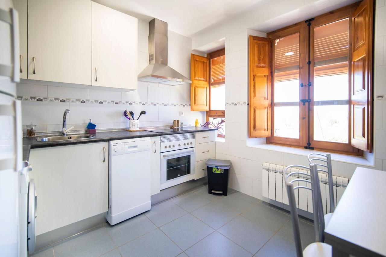 Apartamentos Ribera Del Duero Las Escuelas Vadocondes Zewnętrze zdjęcie