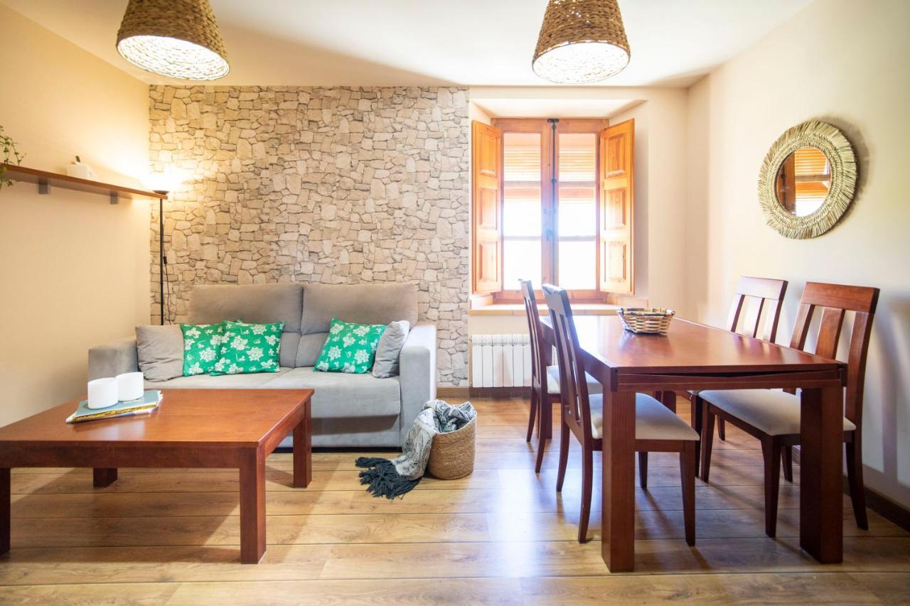 Apartamentos Ribera Del Duero Las Escuelas Vadocondes Zewnętrze zdjęcie